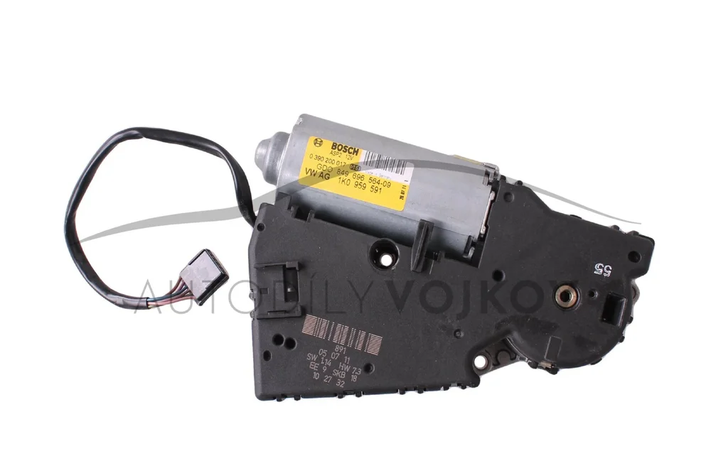 Motorek střešního okna 1K0959591 v:108651 Motorek střešního okna 1K0959591 v:108651