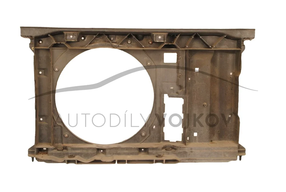 Držák ventilátoru chlazení motoru 7104V6 v:75136 Držák ventilátoru chlazení motoru 7104V6 v:75136